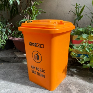 Thùng rác nhựa KENZIO 60 lít